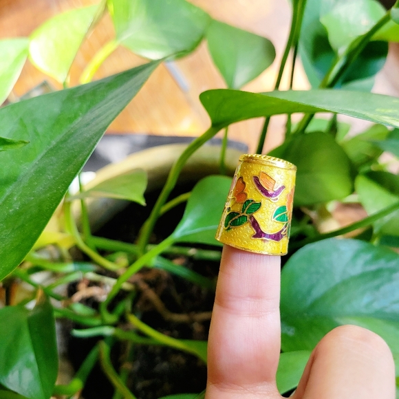 Vintage Floral Cloisonne Thimble - Picture 10 of 12